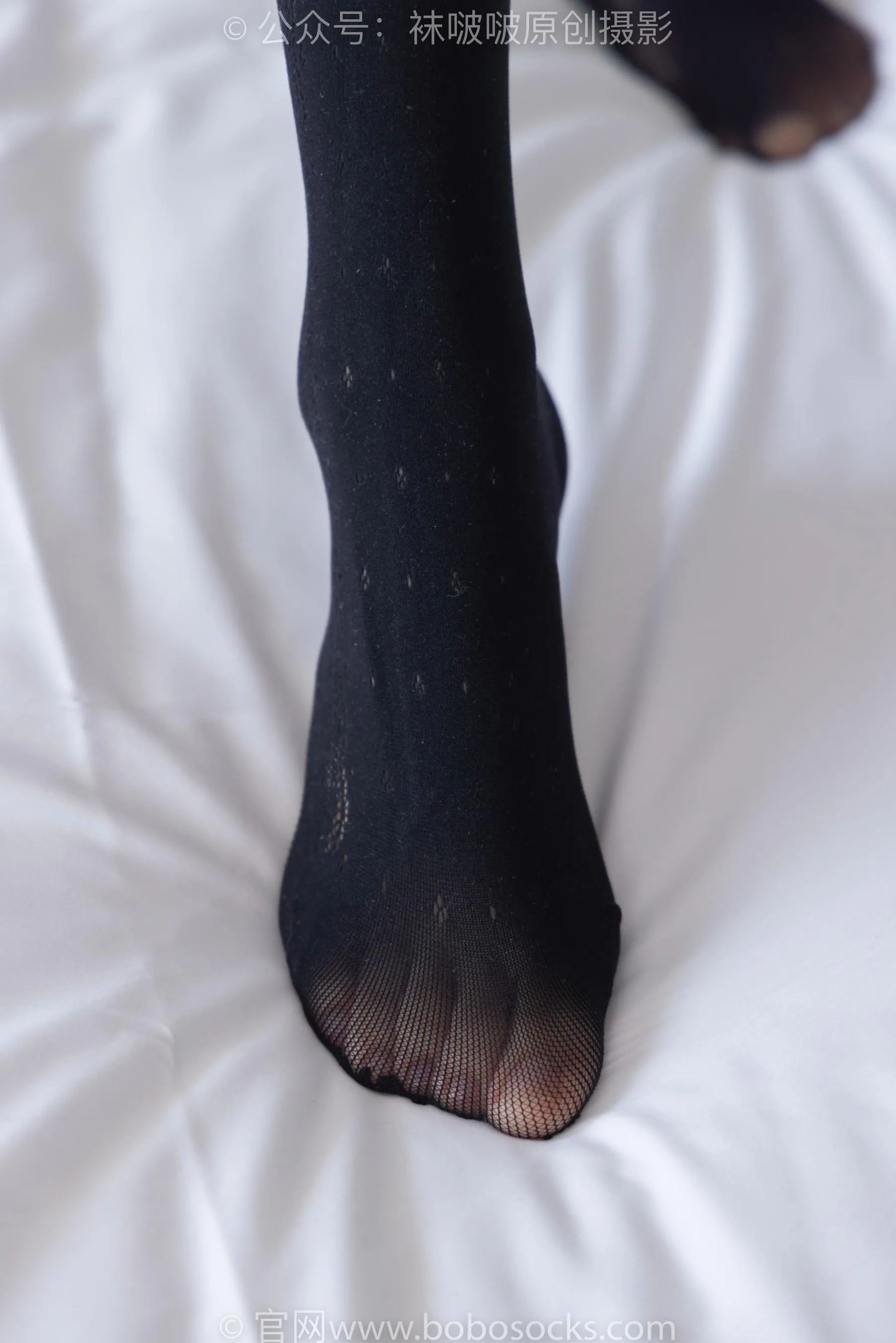 [BoBoSocks袜啵啵]NO.219 稚予-板鞋、拖鞋、厚黑丝、蕾丝黑丝 [87P]插图1